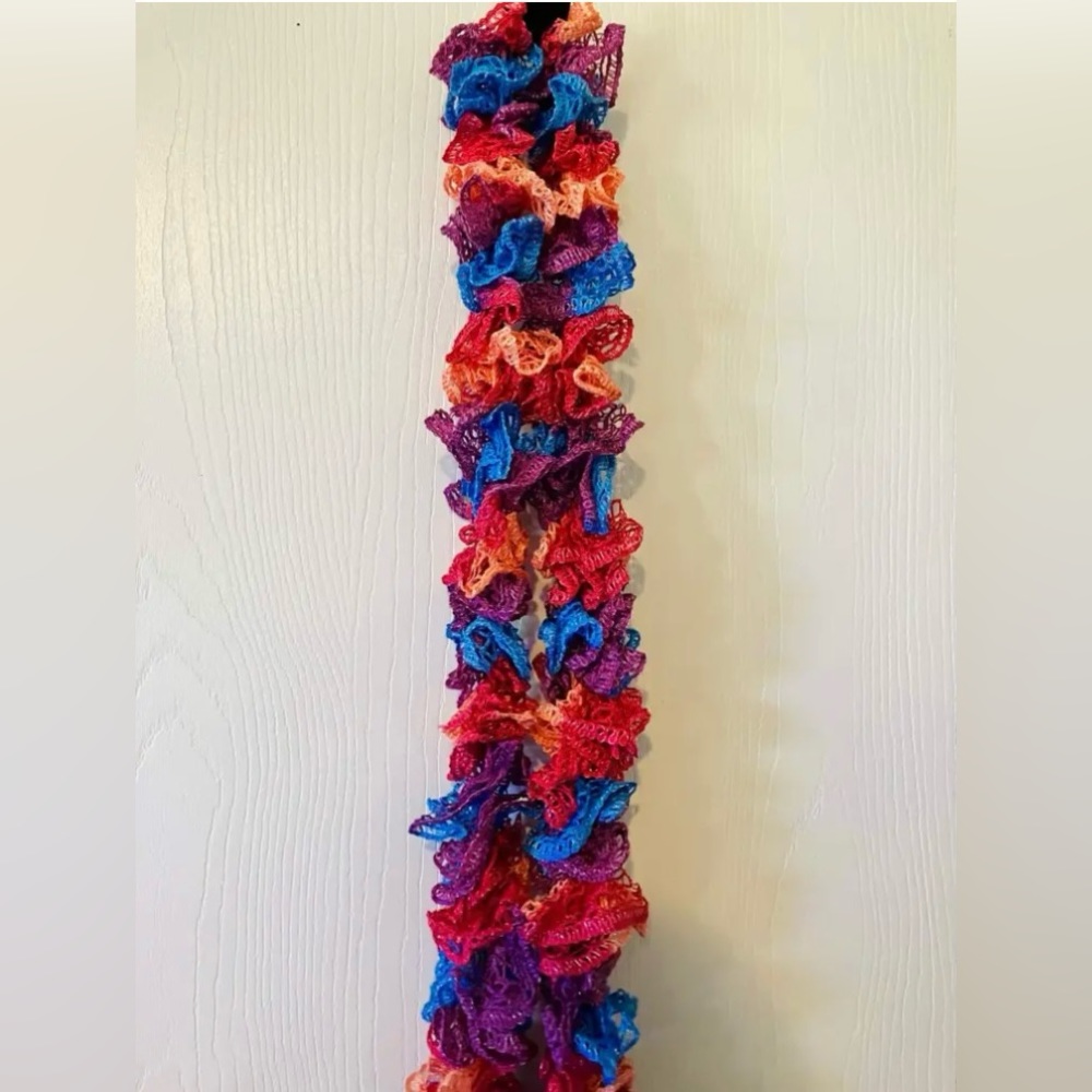 I make homemade scarf it’s knitted by hand.